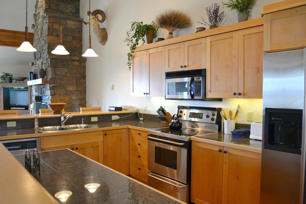 Moose Creek Townhomes By Jackson Hole Real Estate Company Teton Village Chambre photo